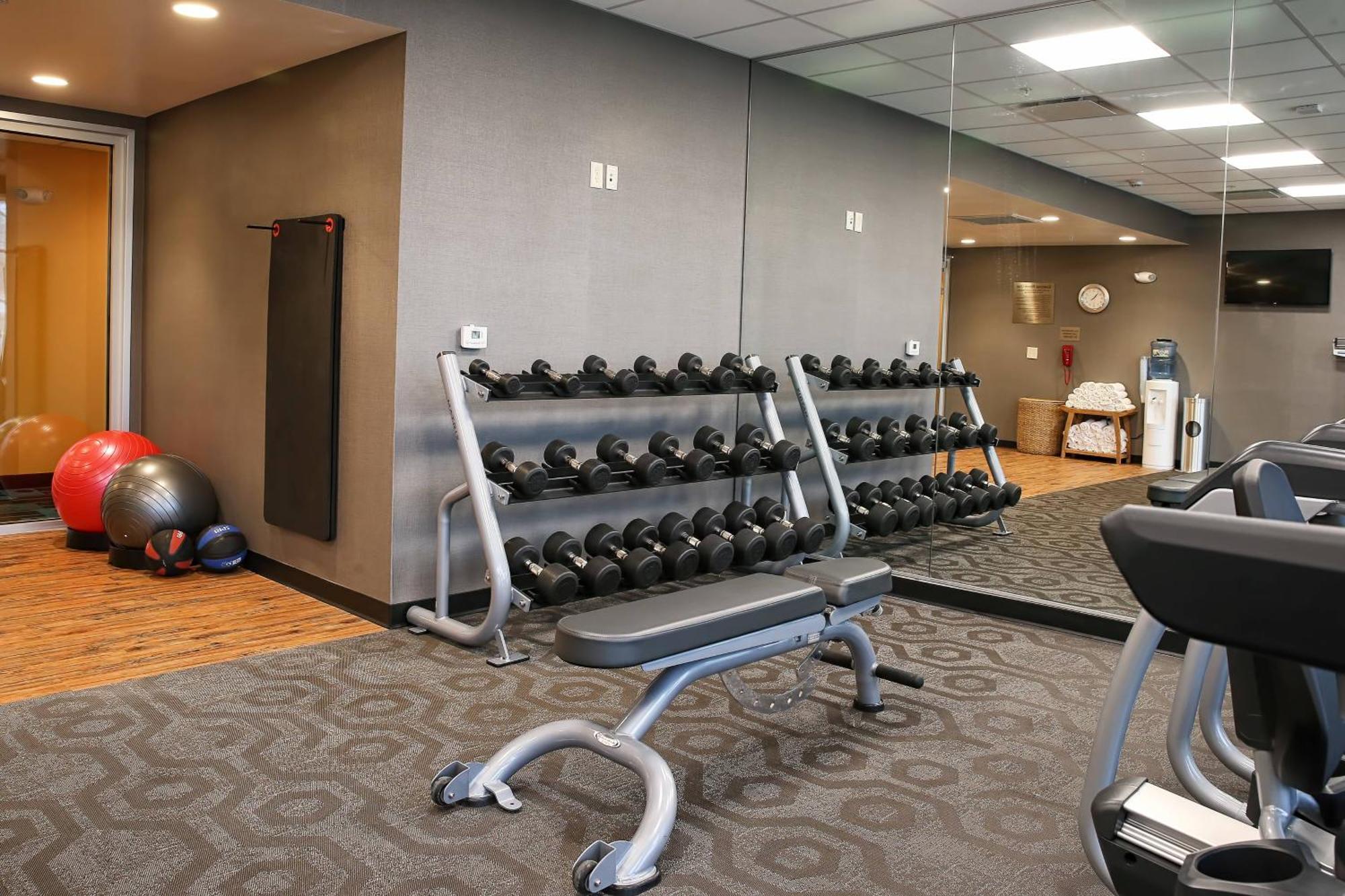 Fairfield Inn & Suites By Marriott Madison Verona Buitenkant foto